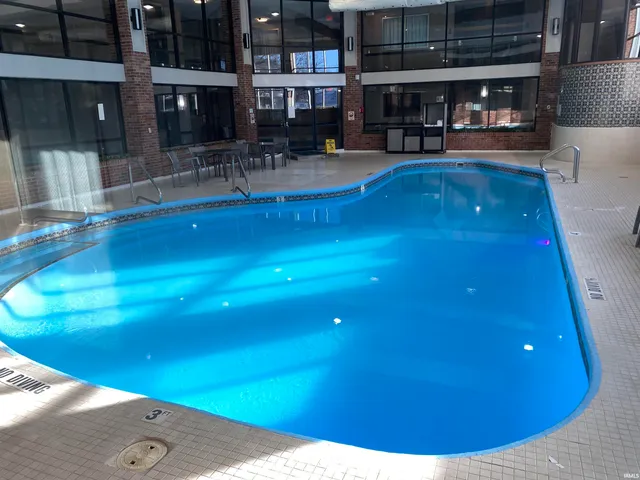 $47,900 | 52890 State Highway 933, Unit 165, South Bend, IN 46637