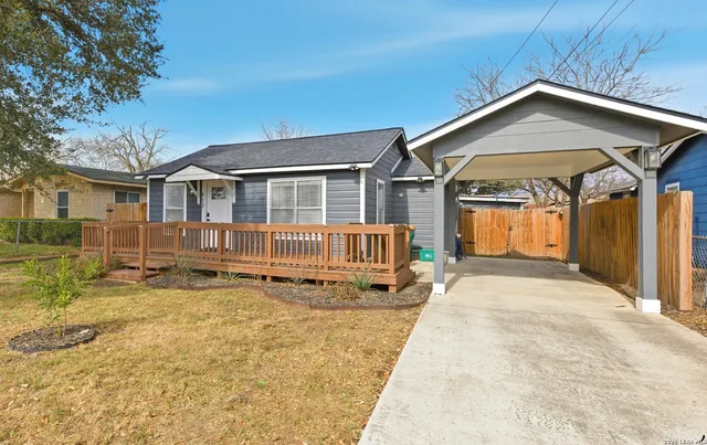 $1,300 | 413 West Wright Boulevard, Universal City, TX 78148