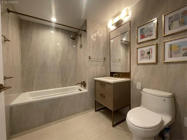 $4,950 | 3 Court Square | Long Island City