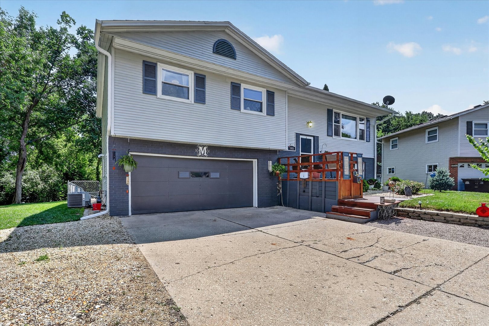 1821 West Middlebury Road Freeport, IL 61032 - Photo 2 of 44