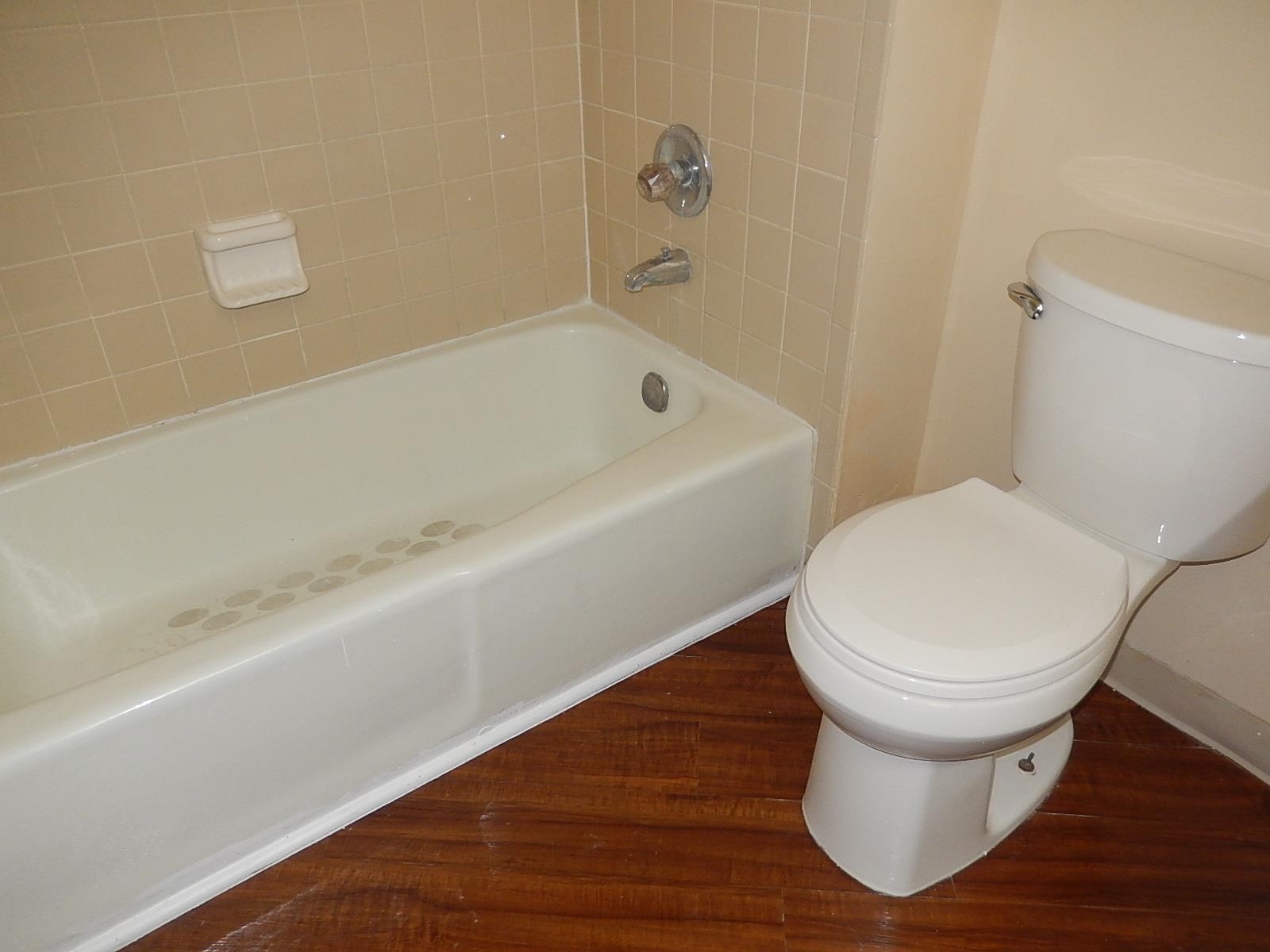 913 Tamarack Avenue Tallahassee, FL 32303 - Photo 11 of 31