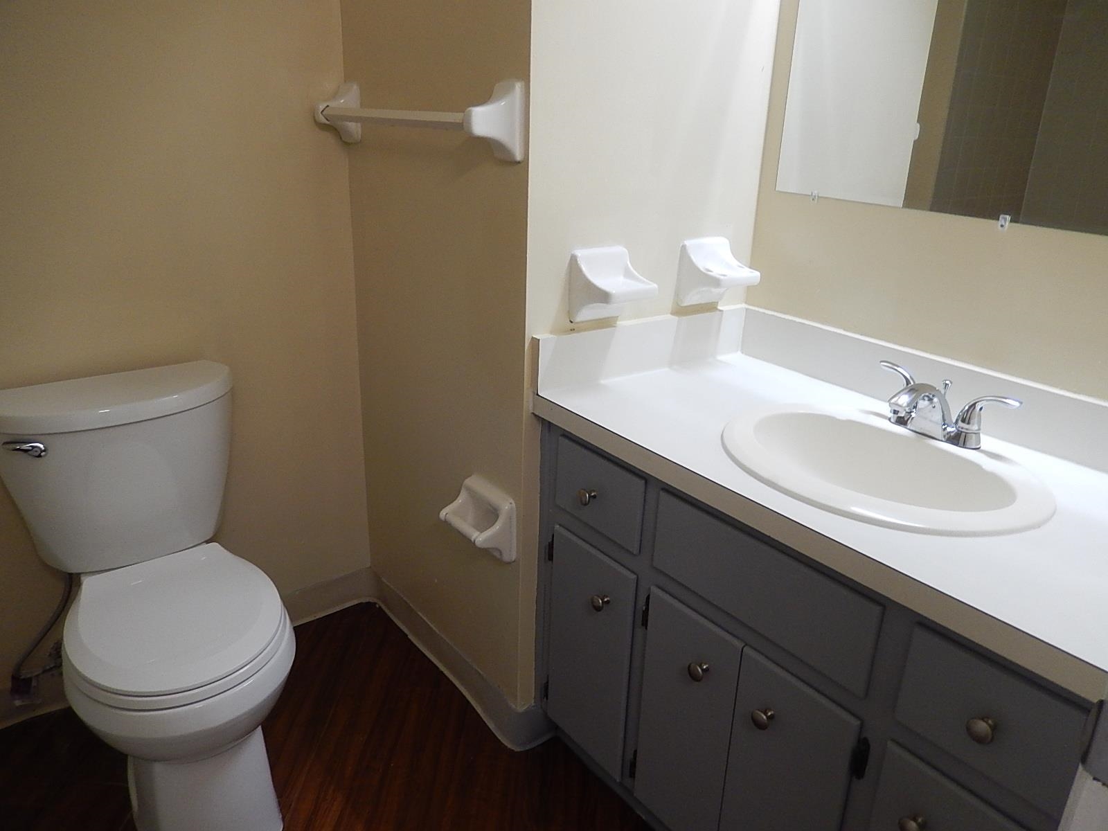 913 Tamarack Avenue Tallahassee, FL 32303 - Photo 12 of 31