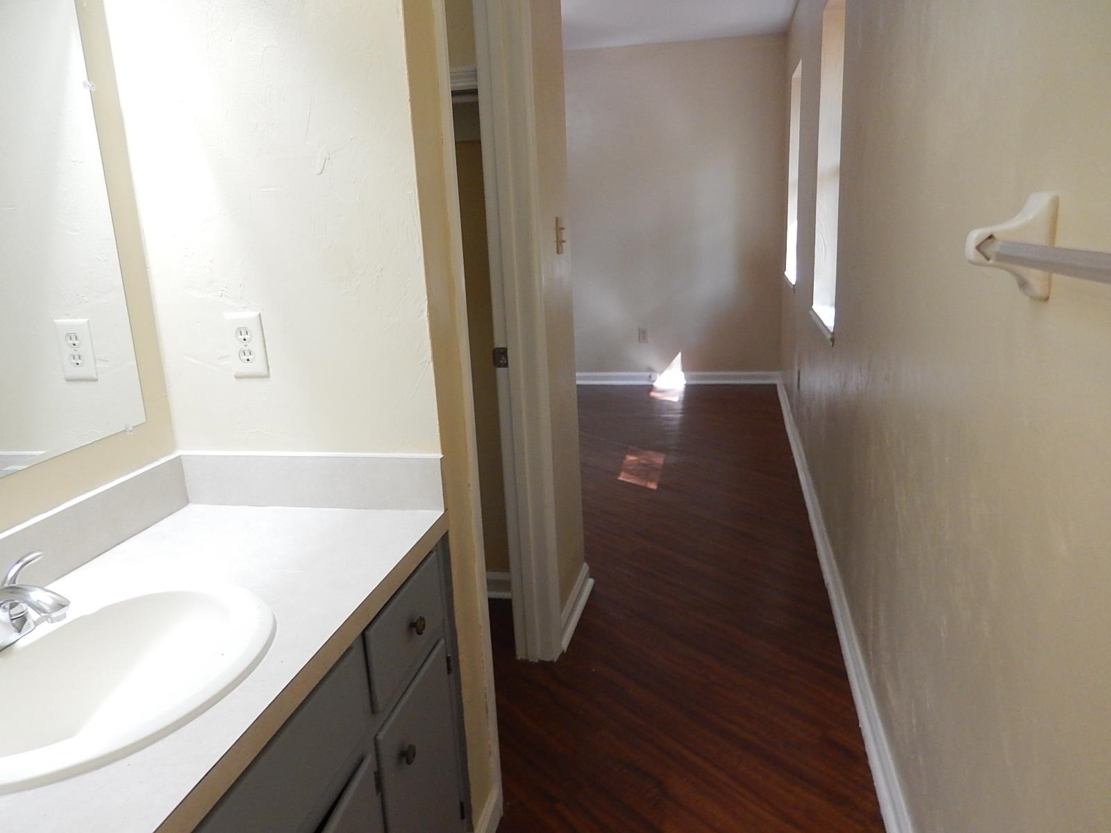 913 Tamarack Avenue Tallahassee, FL 32303 - Photo 15 of 31