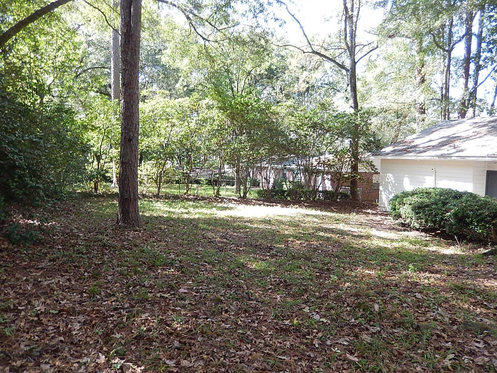 913 Tamarack Avenue Tallahassee, FL 32303 - Photo 2 of 31