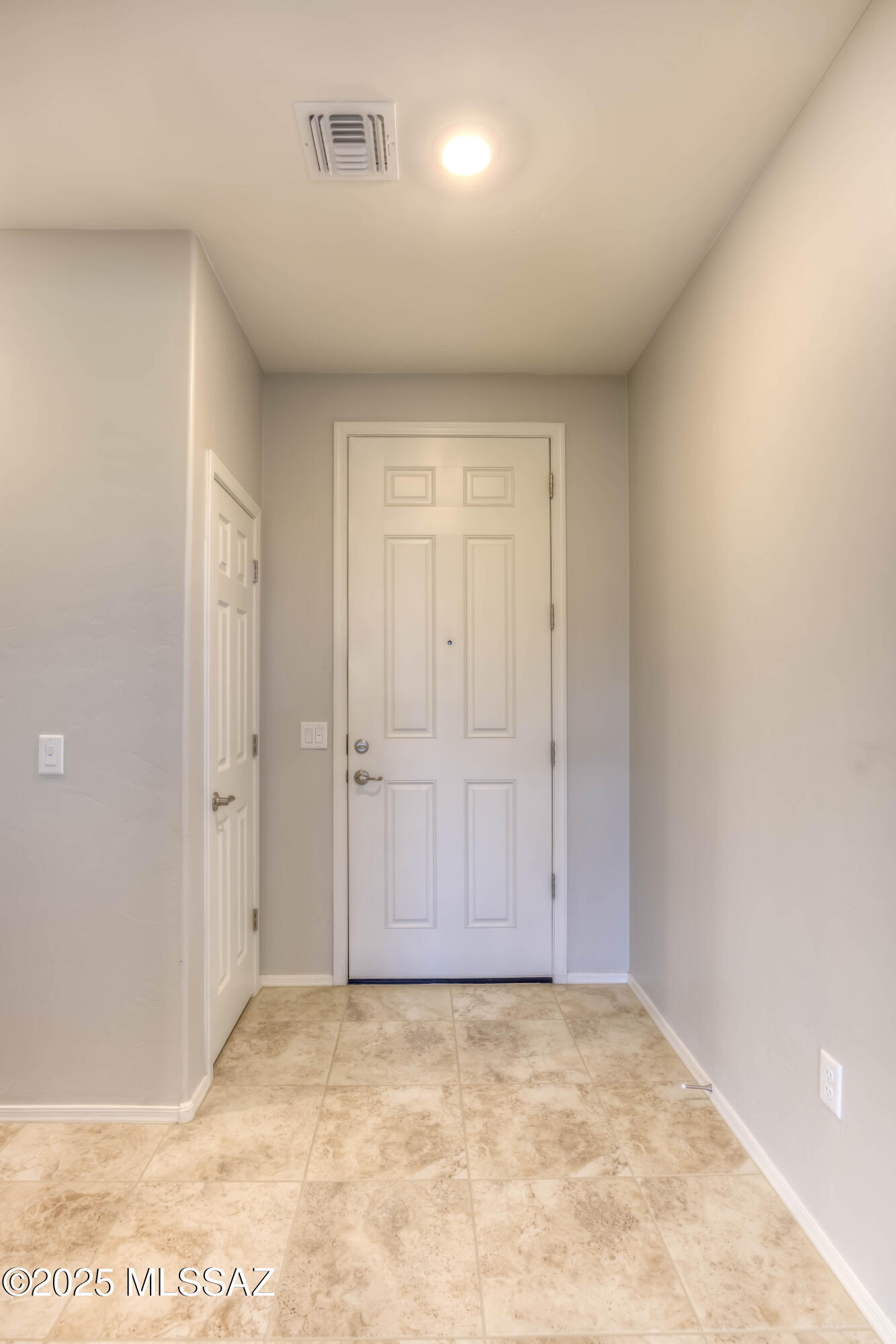 8804 East Stone Meadow Circle Tucson, AZ 85730 - Photo 7 of 39