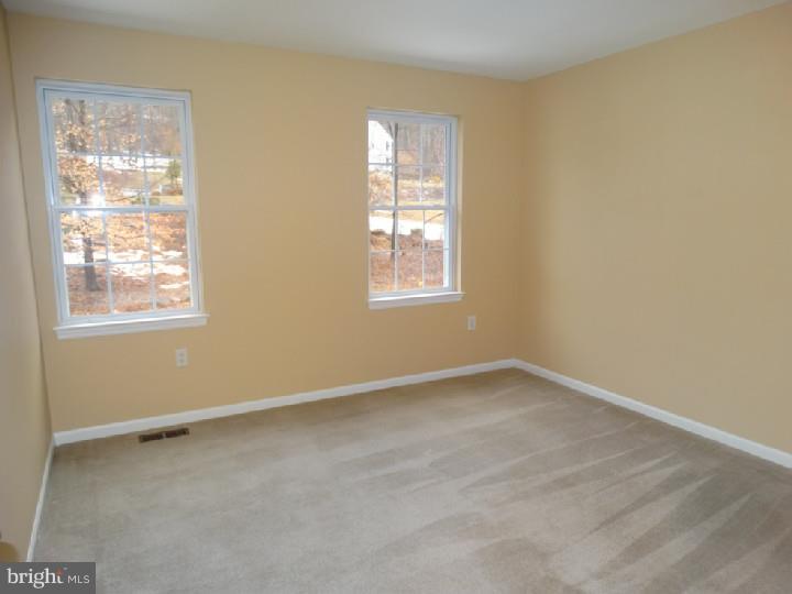 545 Estate Road Morgantown, PA 19543 - Photo 17 of 25 Gallery Image 17