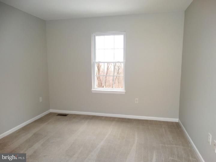 545 Estate Road Morgantown, PA 19543 - Photo 19 of 25 Gallery Image 19