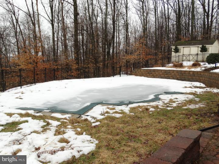 545 Estate Road Morgantown, PA 19543 - Photo 3 of 25 Gallery Image 3