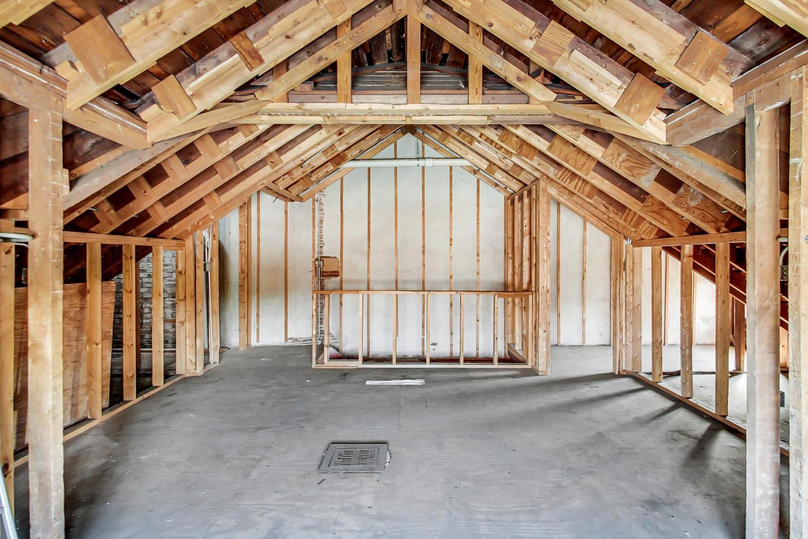 37 7th Avenue La Grange, IL 60525 - Photo 32 of 45 a view of an entryway with staircase