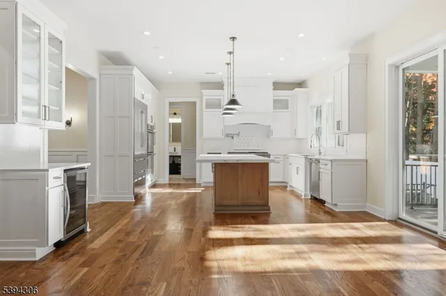 $2,695,000 | 676 Vermont Street, Westfield, NJ 07090