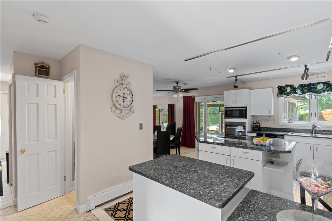 111 Burlingame Road Smithfield, RI 02917 - Photo 10 of 45