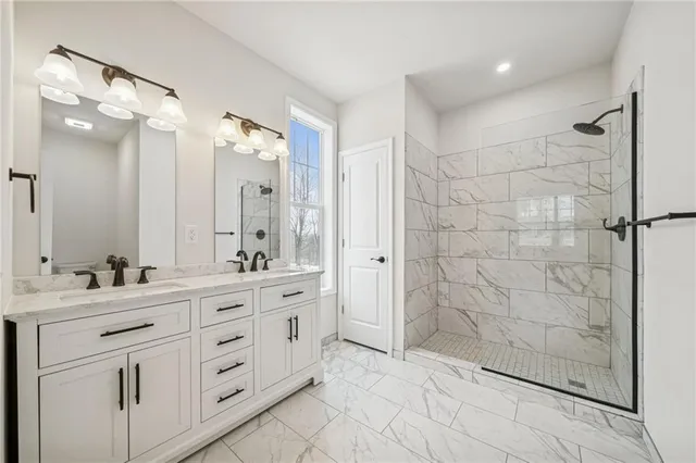 $2,750 | 2211 Lebanon Drive, McKeesport, PA 15135