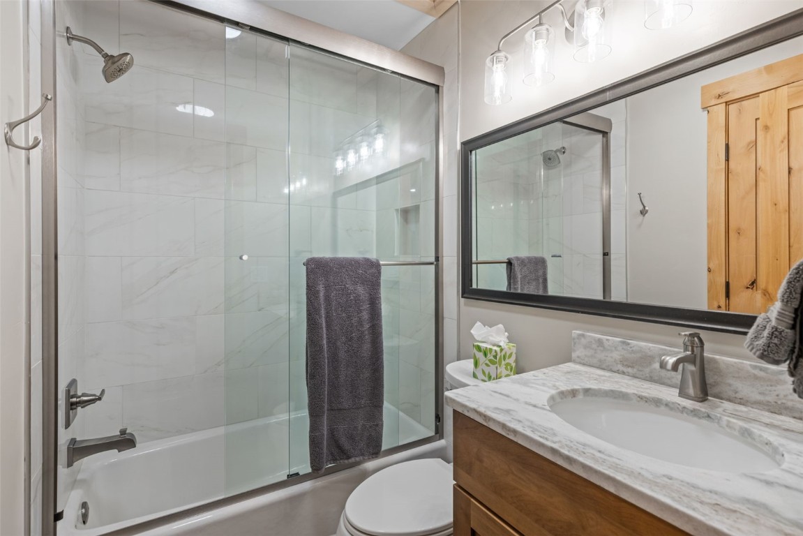 500 Bills Ranch Road, Unit 161 Frisco, CO 80443 - Photo 11 of 38 a bathroom with a sink toilet and shower