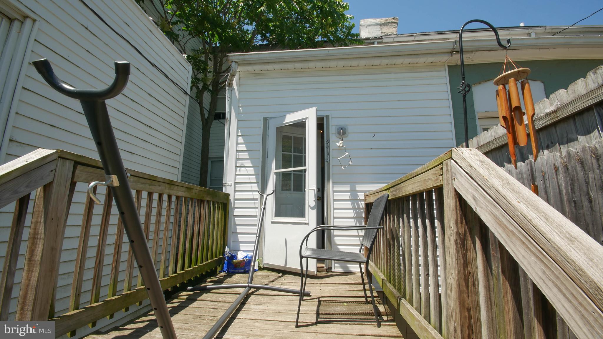 314 South Locust Street Hagerstown, MD 21740 - Photo 15 of 31 Rear Deck