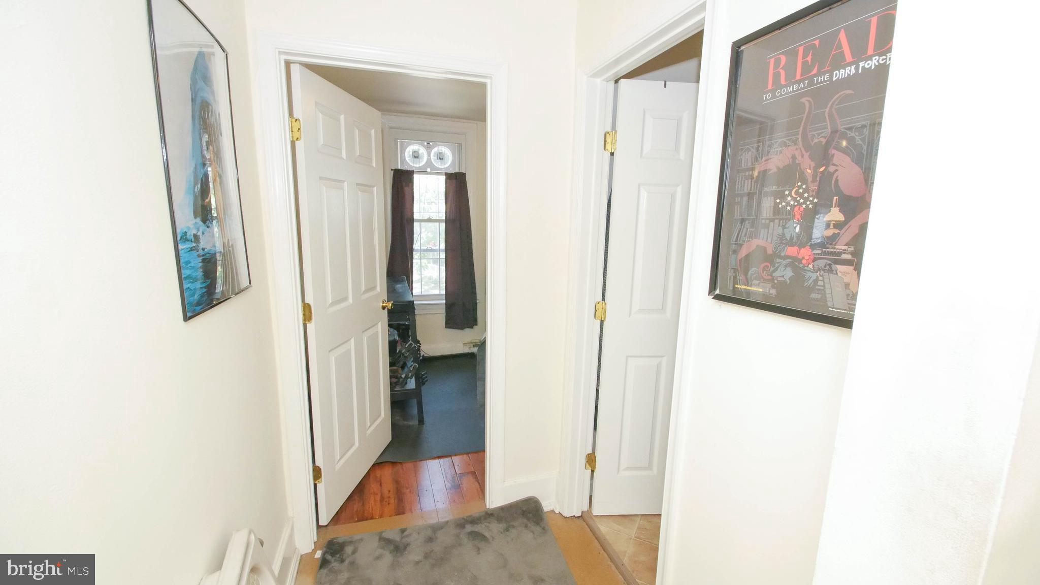 314 South Locust Street Hagerstown, MD 21740 - Photo 18 of 31 2nd floor hallway