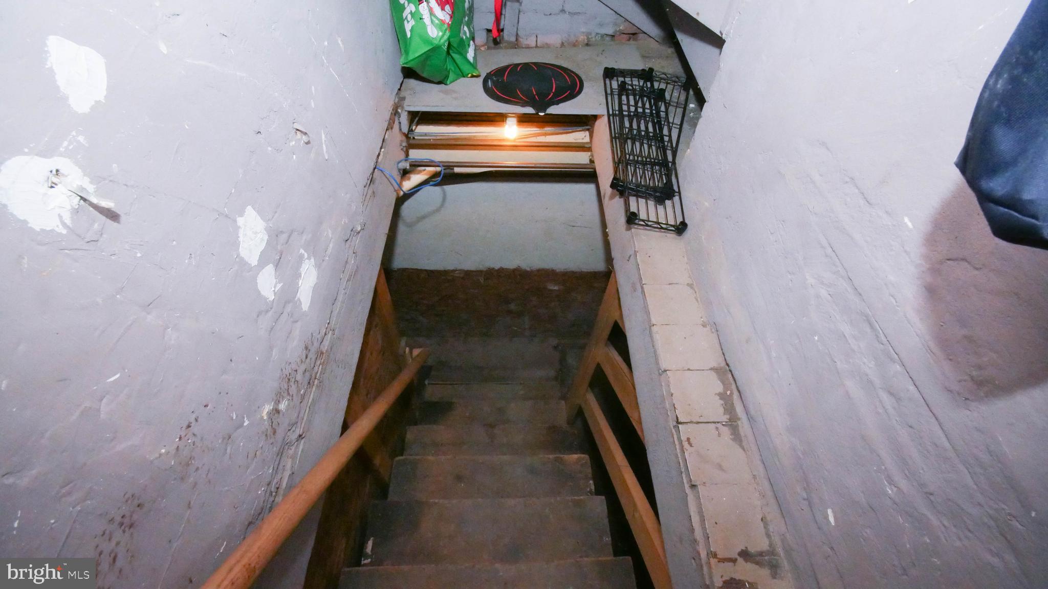 314 South Locust Street Hagerstown, MD 21740 - Photo 27 of 31 Heading into the basement
