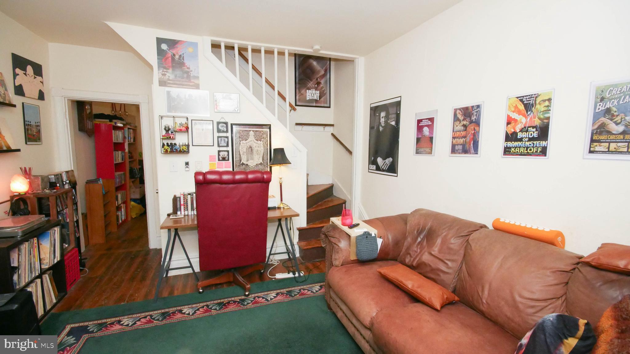 314 South Locust Street Hagerstown, MD 21740 - Photo 10 of 31 Den Area