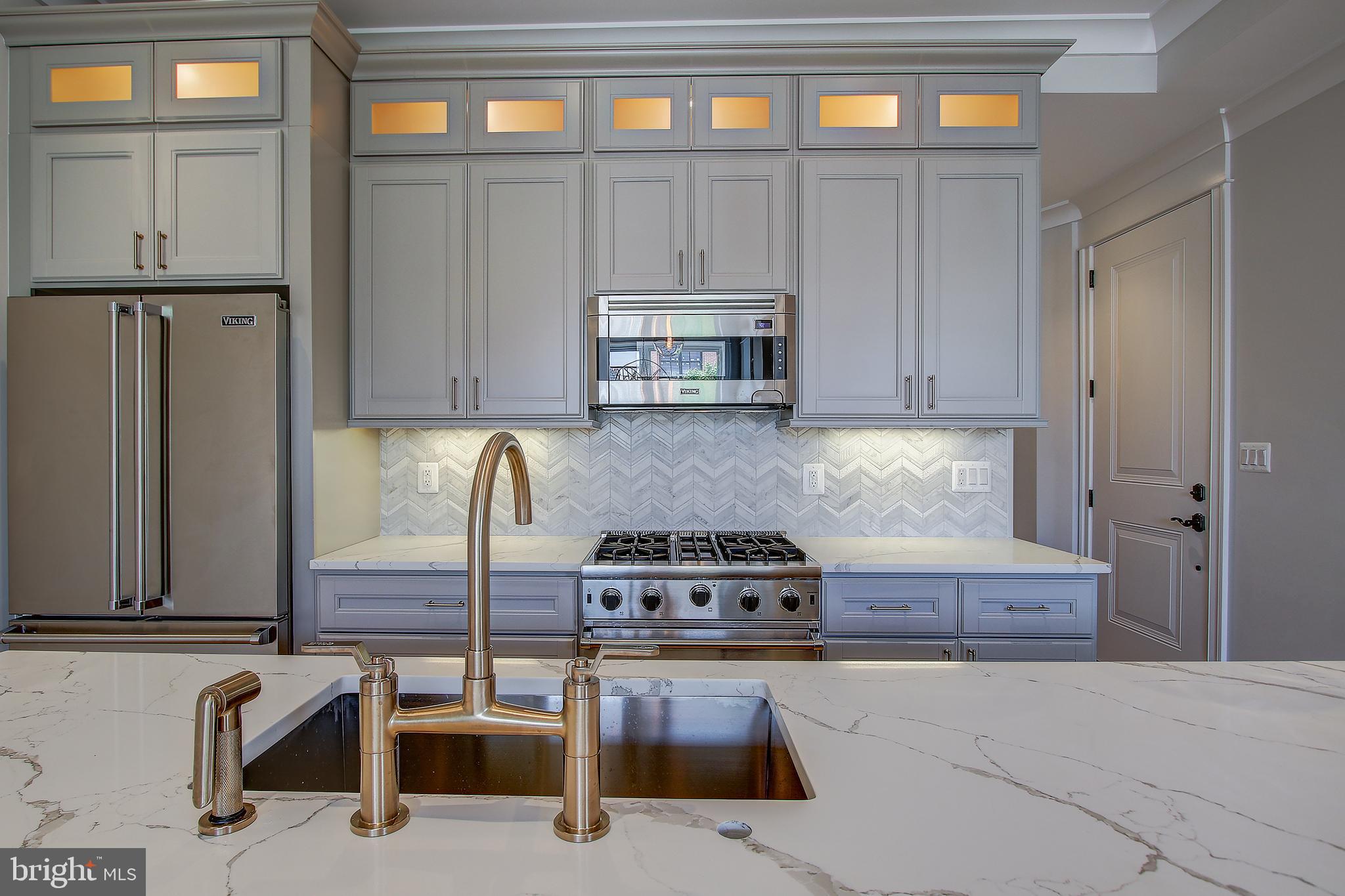 408 M Street Northwest, Unit 3 Washington, DC 20001 - Photo 14 of 32