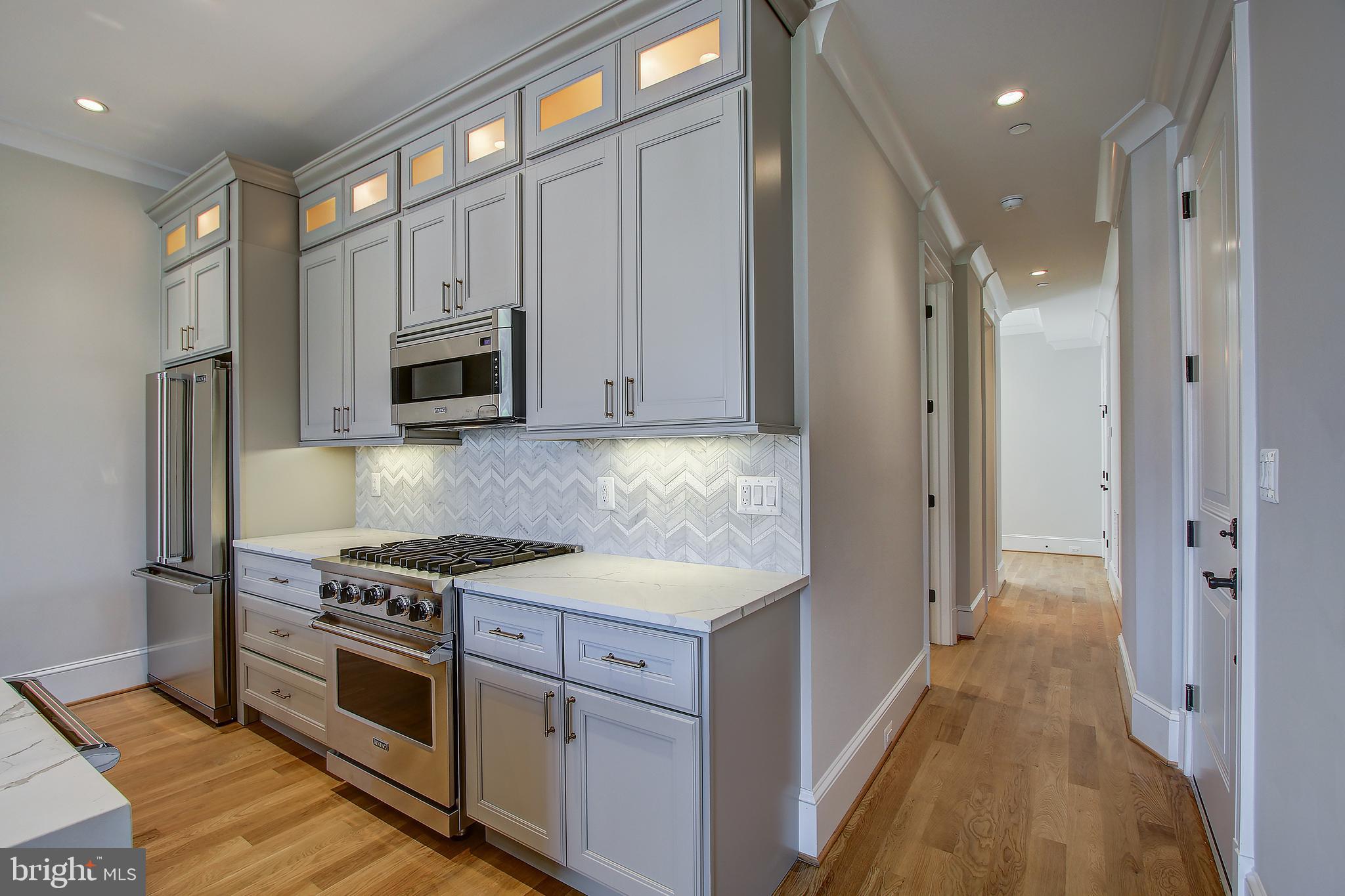 408 M Street Northwest, Unit 3 Washington, DC 20001 - Photo 15 of 32