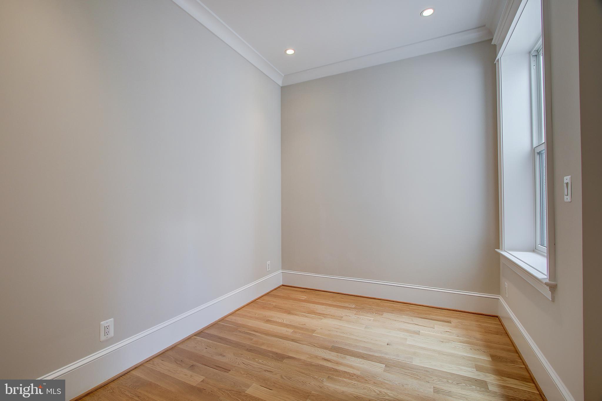 408 M Street Northwest, Unit 3 Washington, DC 20001 - Photo 17 of 32