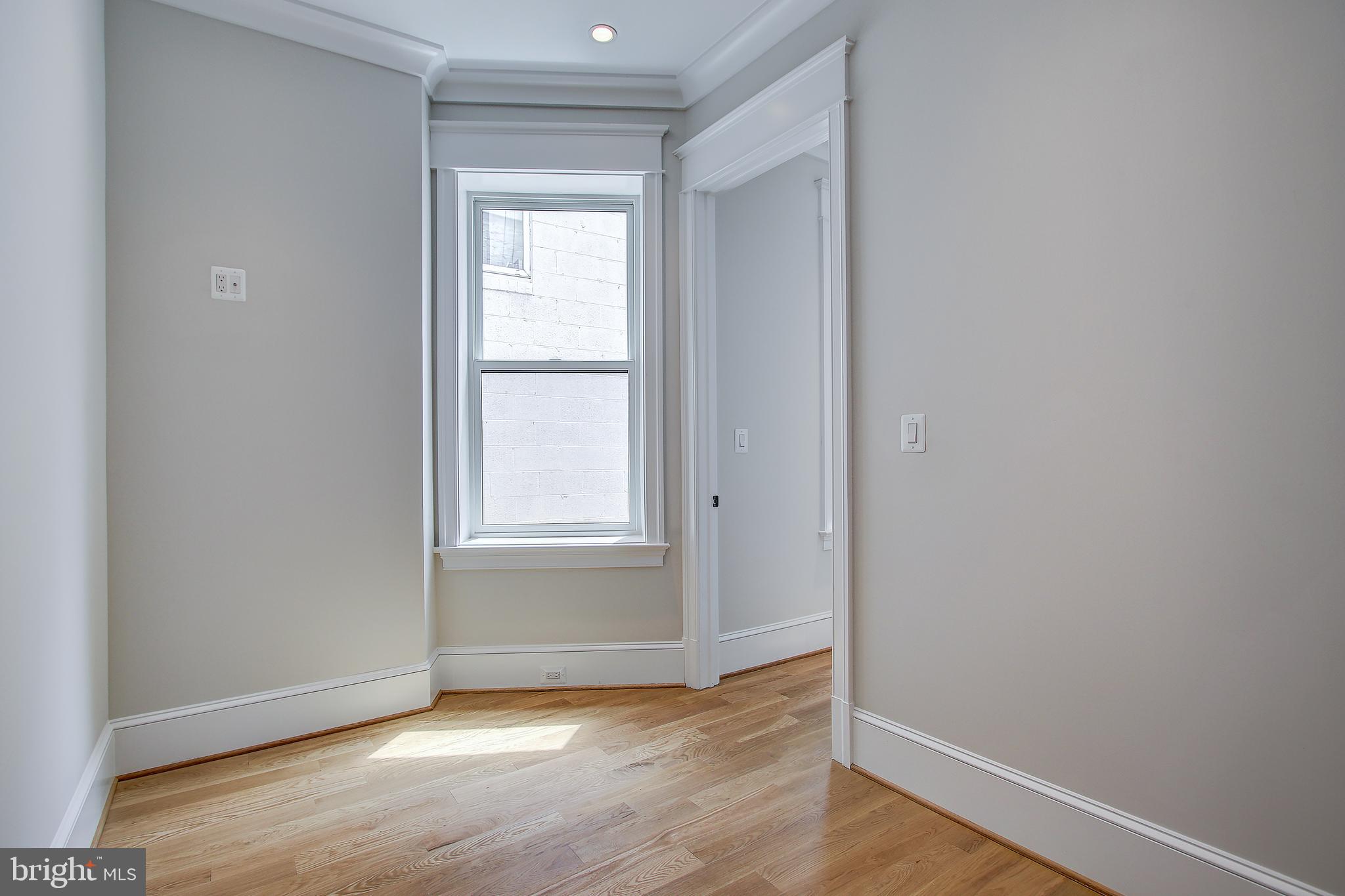 408 M Street Northwest, Unit 3 Washington, DC 20001 - Photo 21 of 32