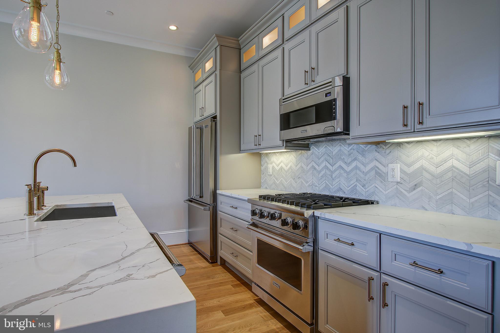 408 M Street Northwest, Unit 3 Washington, DC 20001 - Photo 5 of 32