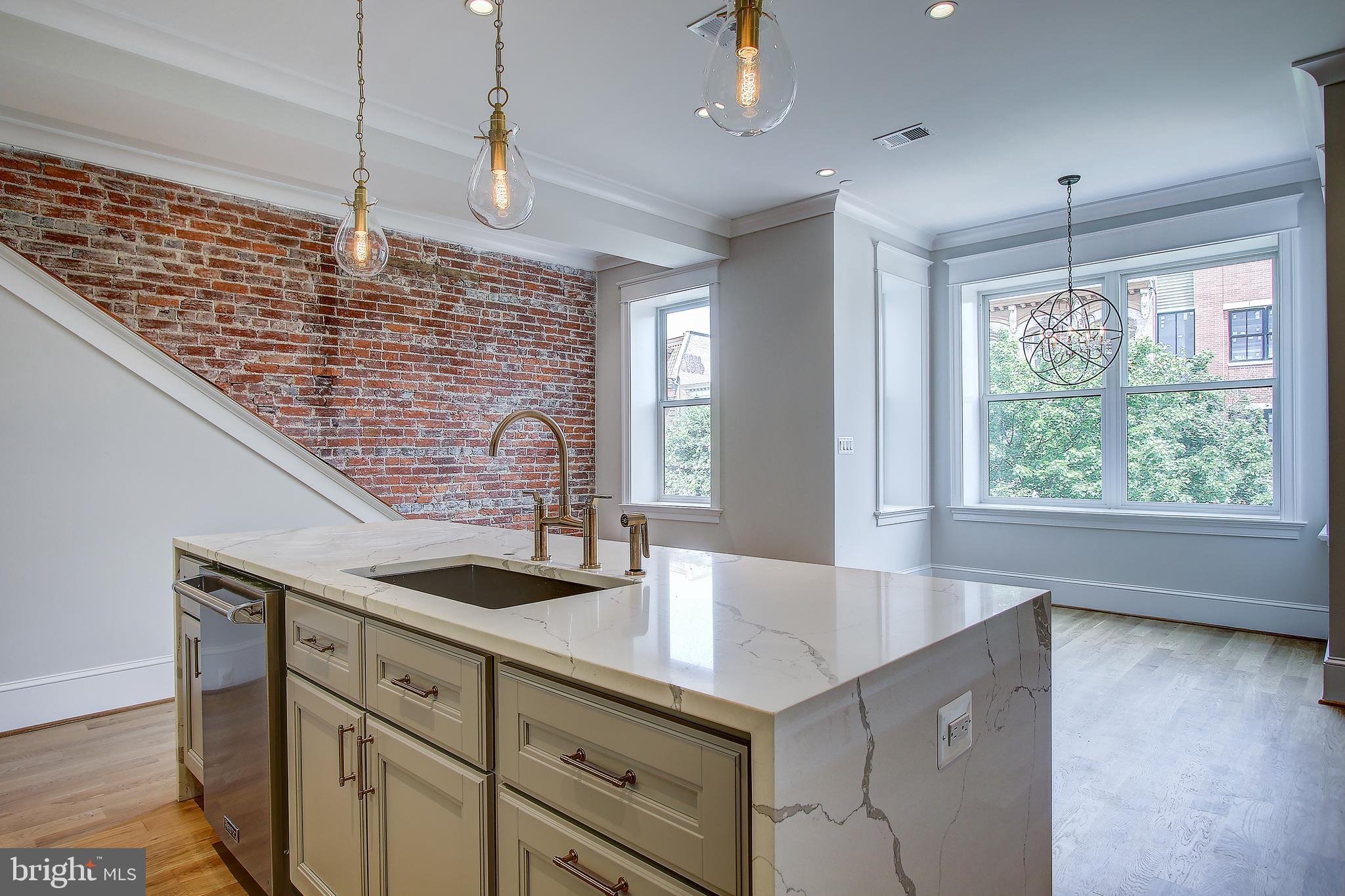 408 M Street Northwest, Unit 3 Washington, DC 20001 - Photo 10 of 32