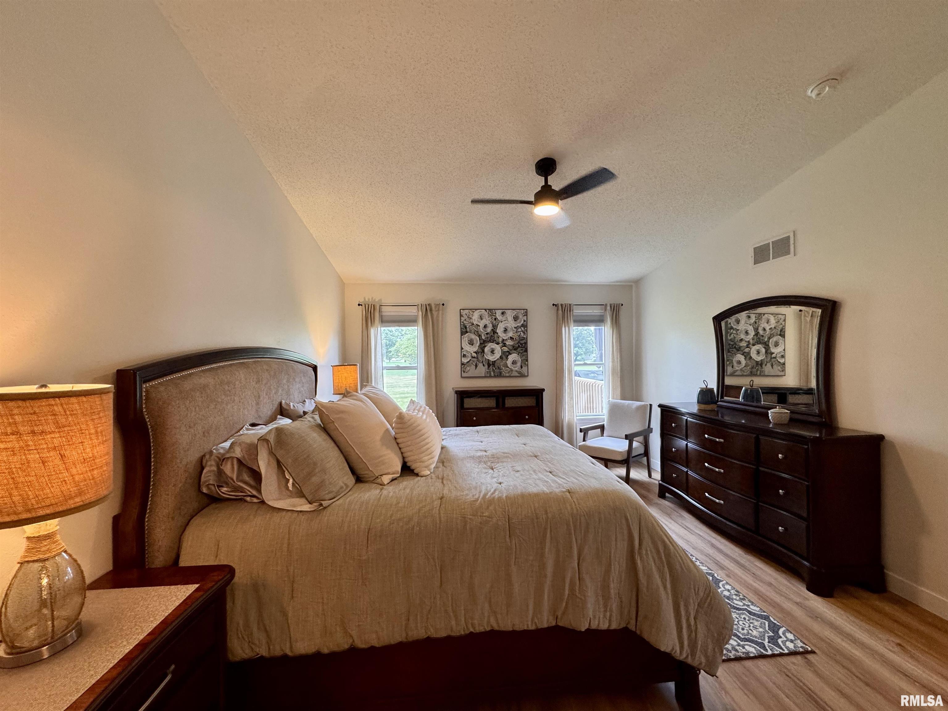 1123 Hawthorn Ridge Macomb, IL 61455 - Photo 24 of 34
