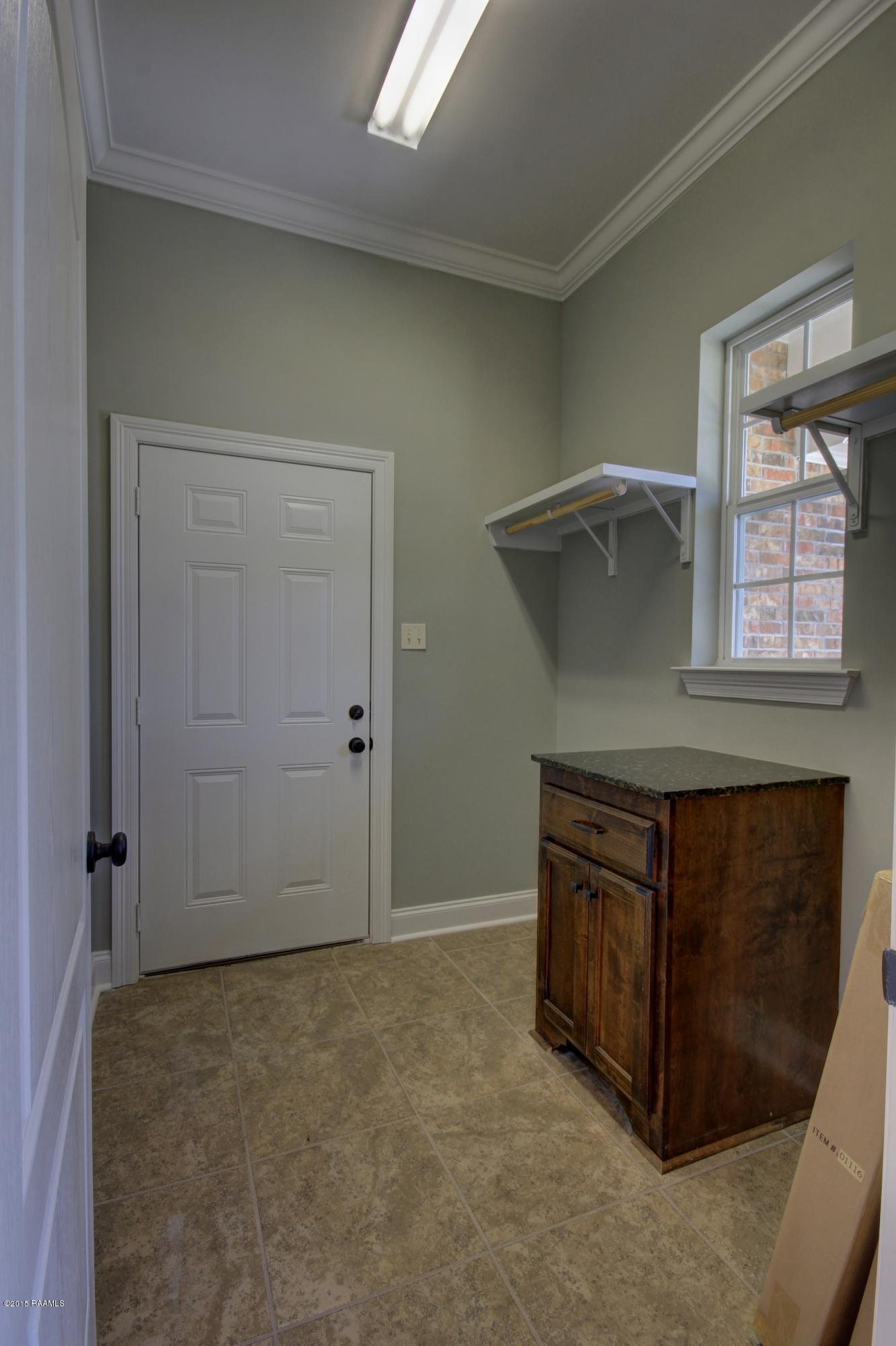 918 Russo Road New Iberia, LA 70563 - Photo 17 of 18 s__30