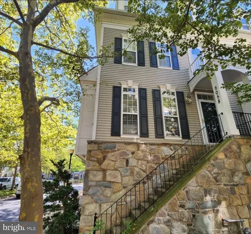 $4,300 | 5058 Minda Court, Alexandria, VA 22304