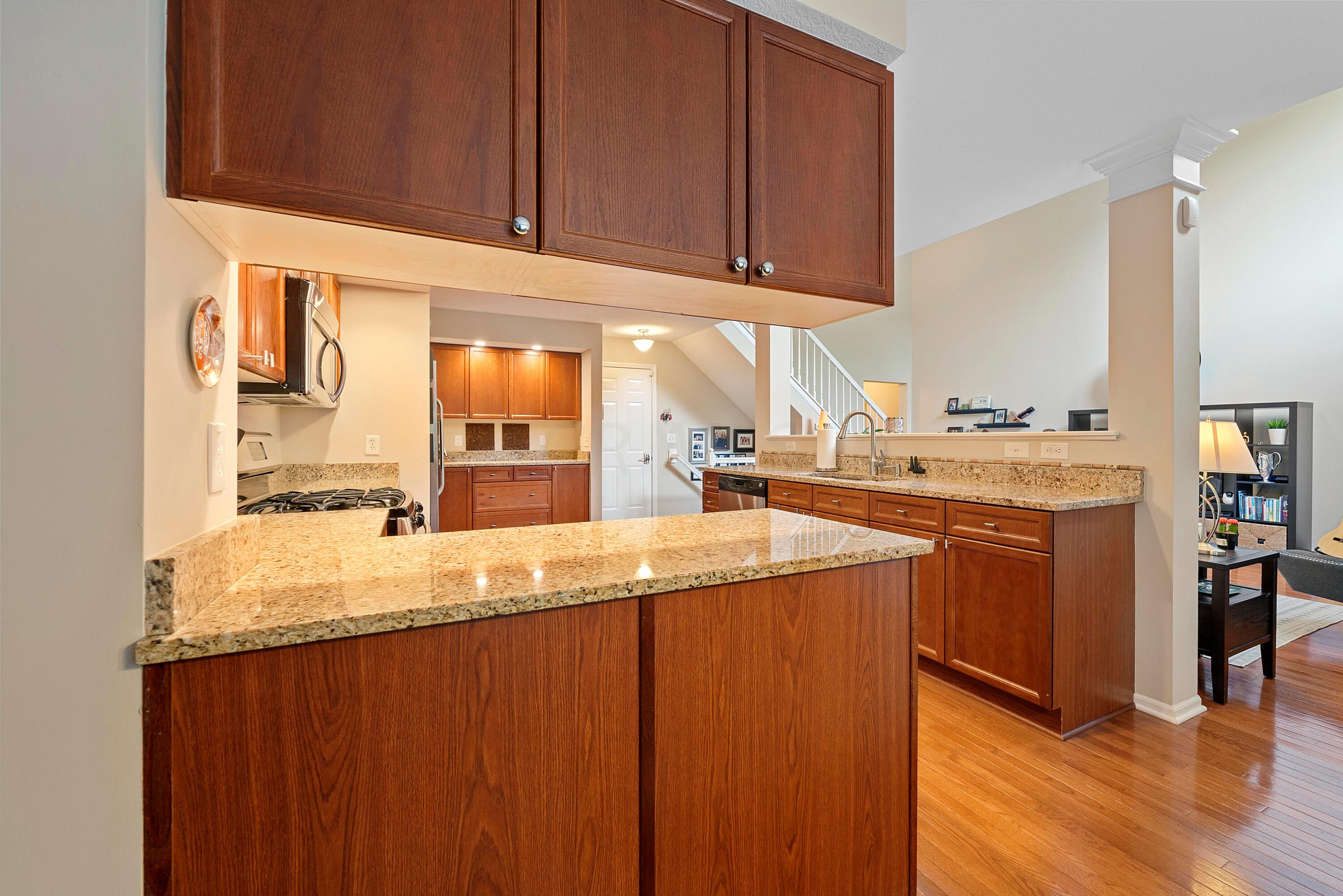 1213 Shagbark Road, Unit 21 Columbus, OH 43230 - Photo 15 of 44 DSC07664