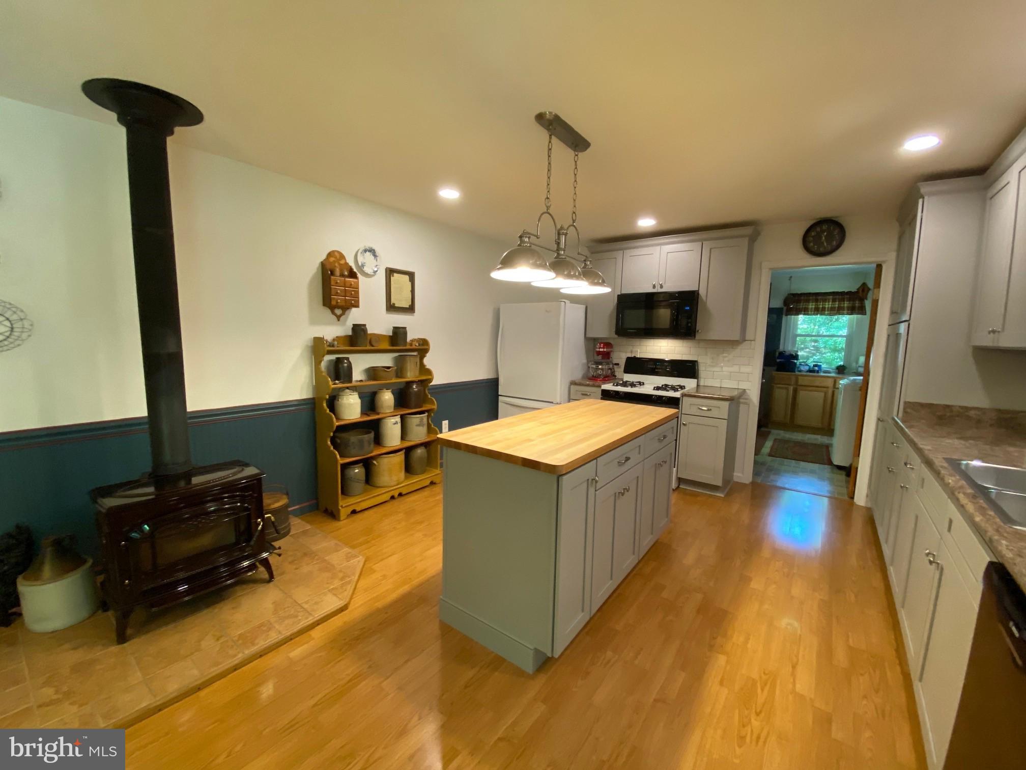 17320 Point Lookout Road Lexington Park, MD 20653 - Photo 5 of 38 Gallery Image 5