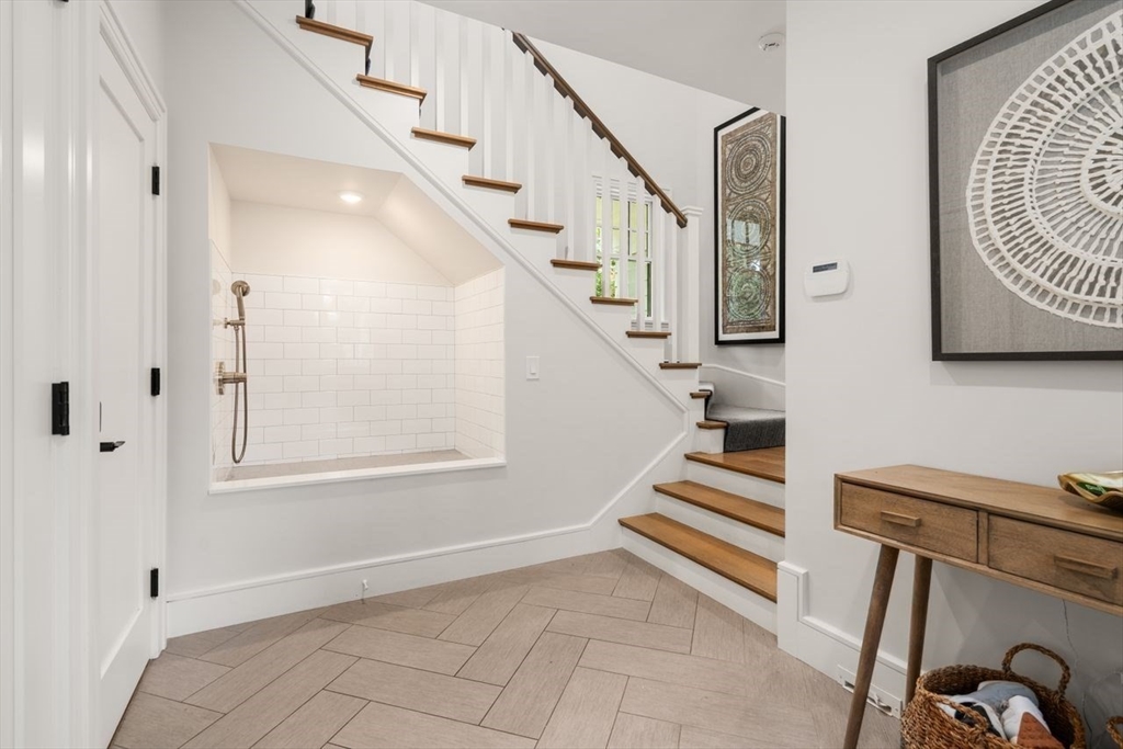 45 Longmeadow Road Wellesley, MA 02482 - Photo 18 of 42