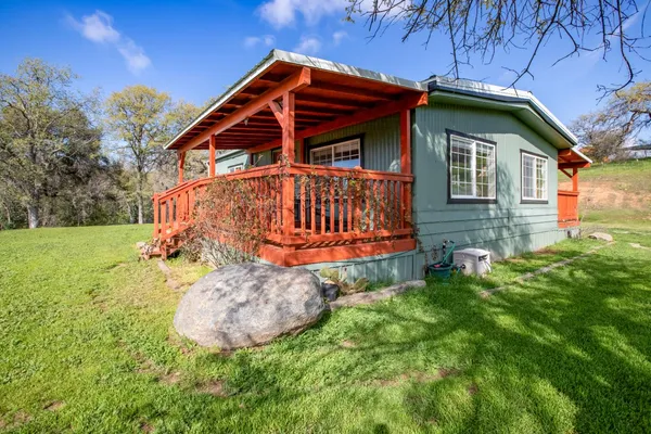 $300,000 | 49980 Daffodil Lane, Squaw Valley, CA 93675