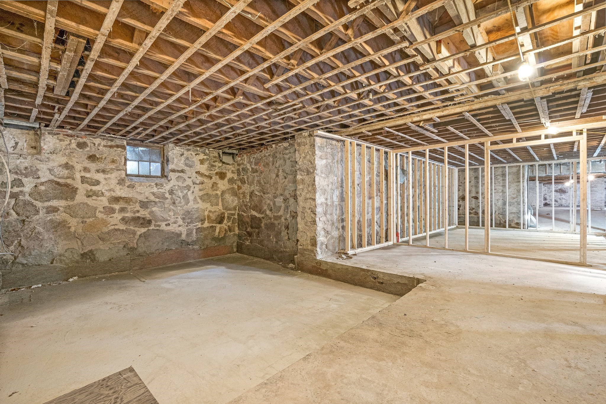 33 Bullard Road Weston, MA 02493 - Photo 12 of 12 Gallery Image 12