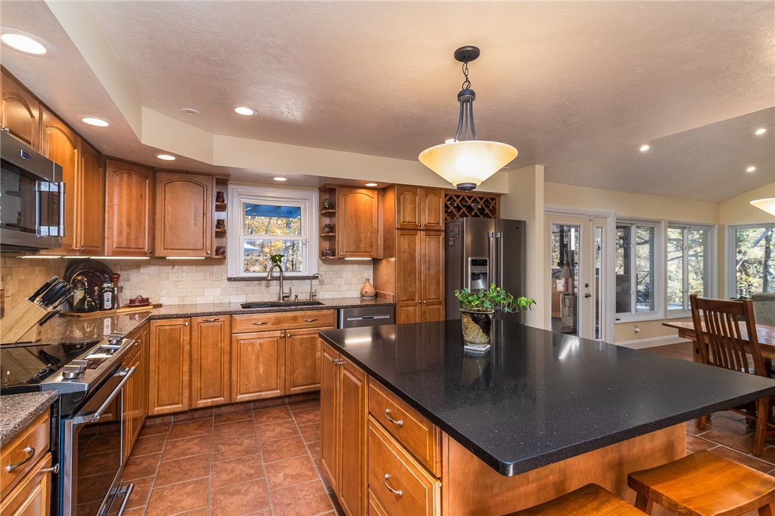 18421 Chief Road Charleston, IL 61920 - Photo 12 of 47