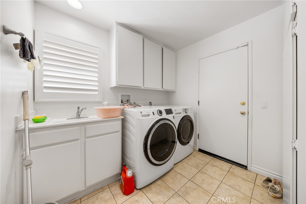 19803 Moon Shadow Circle Walnut, CA 91789 - Photo 29 of 32