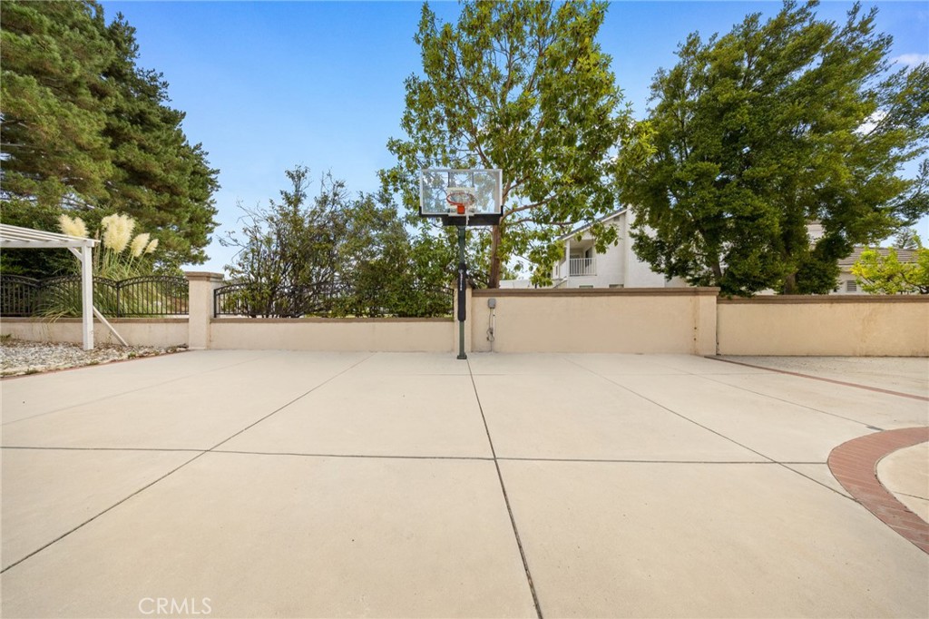 19803 Moon Shadow Circle Walnut, CA 91789 - Photo 32 of 32