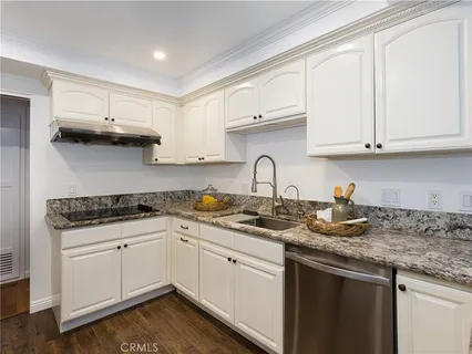 $899,999 | 5700 Ravenspur Drive, Unit 107, Rancho Palos Verdes, CA 90275