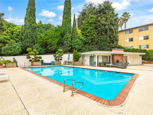 $899,999 | 5700 Ravenspur Drive, Unit 107, Rancho Palos Verdes, CA 90275