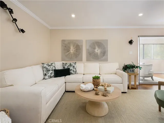 $899,999 | 5700 Ravenspur Drive, Unit 107, Rancho Palos Verdes, CA 90275