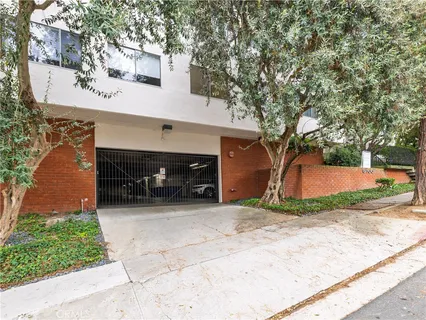 $899,999 | 5700 Ravenspur Drive, Unit 107, Rancho Palos Verdes, CA 90275