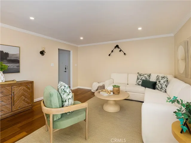 $899,999 | 5700 Ravenspur Drive, Unit 107, Rancho Palos Verdes, CA 90275