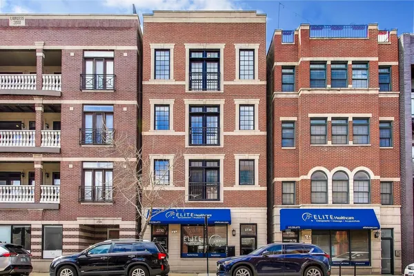 $750,000 | 2730 North Lincoln Avenue, Unit 3, Chicago, IL 60614