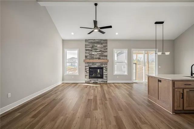 $639,000 | 25016 West 89th Terrace, Lenexa, KS 66227