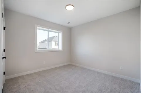 $653,749 | 25016 West 89th Terrace, Lenexa, KS 66227