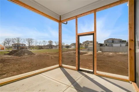 $639,000 | 25016 West 89th Terrace, Lenexa, KS 66227