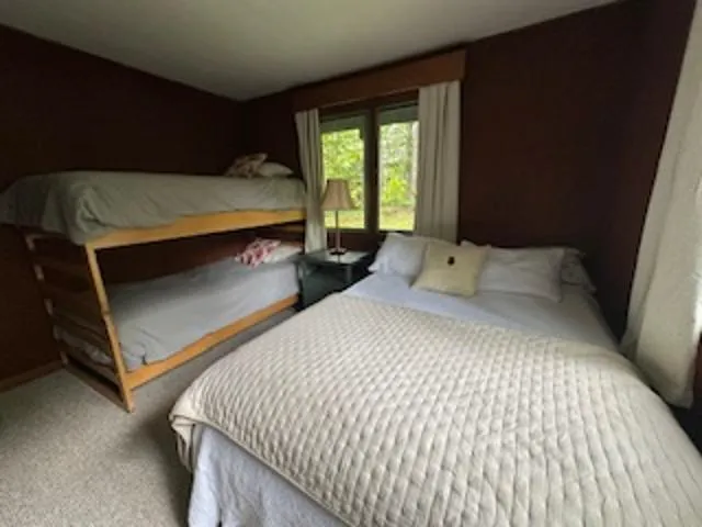 $429,000 | 29 Mountain View Loop, West Dover, VT 05356