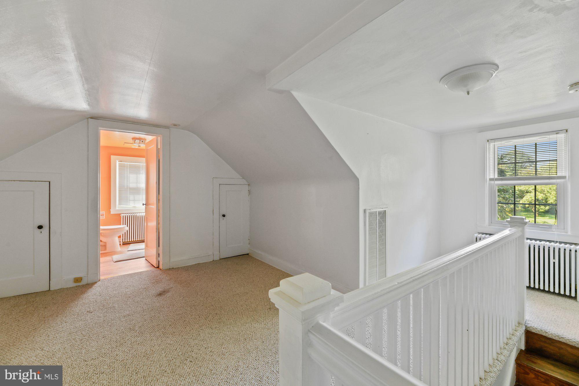 520 Old Orchard Road Baltimore, MD 21229 - Photo 16 of 26 3rd Floor Sitting Room
