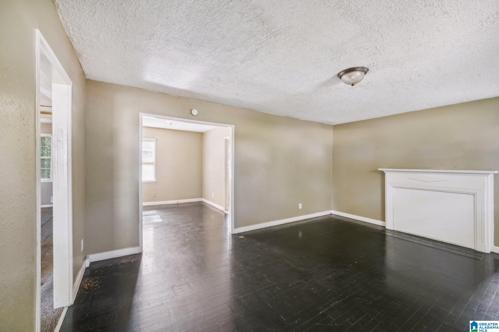 4925 Court G Fairfield, AL 35064 - Photo 6 of 27